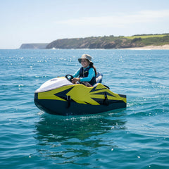 The girl enjoy boatng in the sea area
