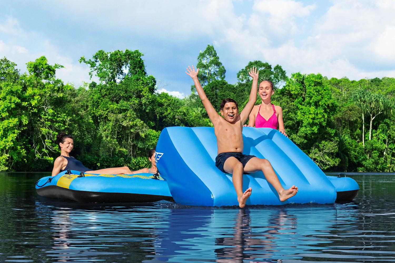 Bestway - Hydro-Force Summer Slide 5-Person Inflatable Activity Island 376x311 cm