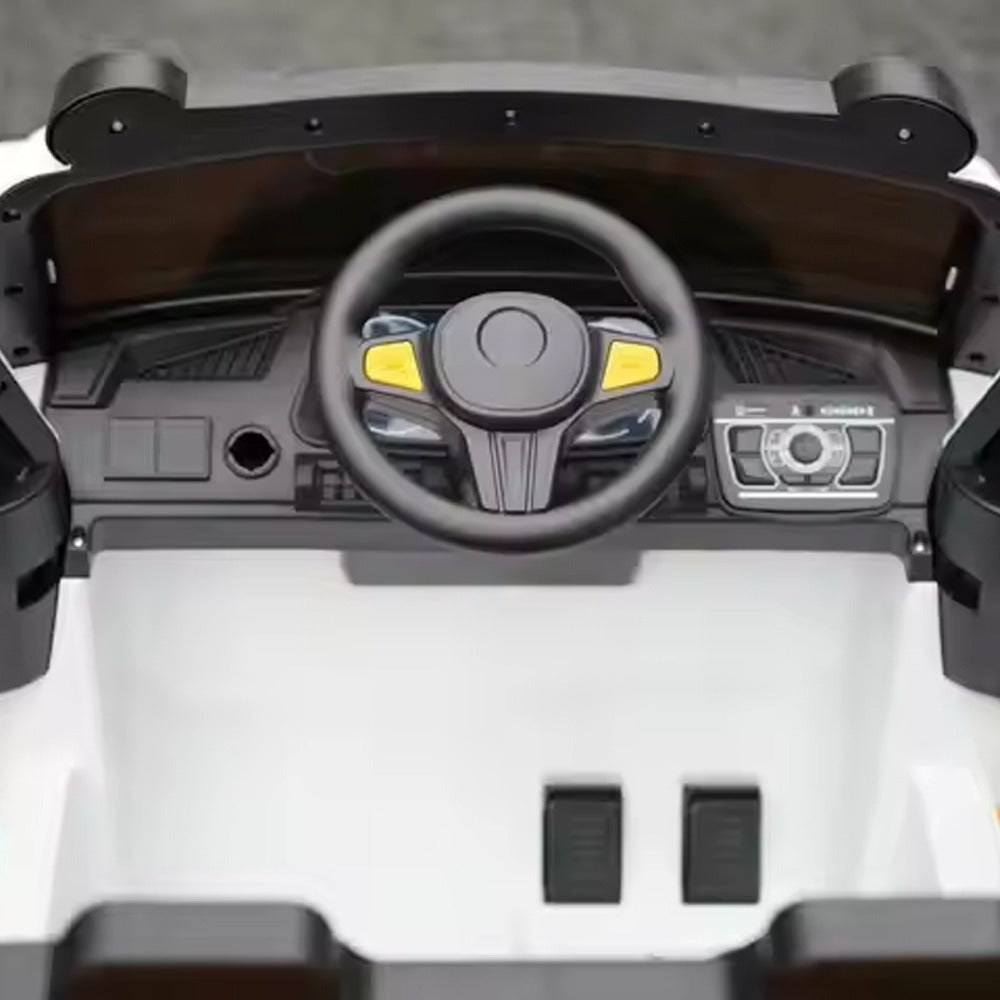 Steering wheel and dashboard of a Kids car