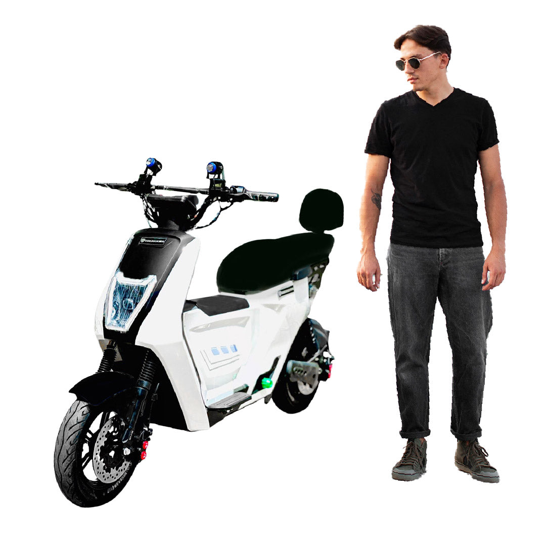Megawheels adults electric scooter  Moped Bike EV Motorcycles = white