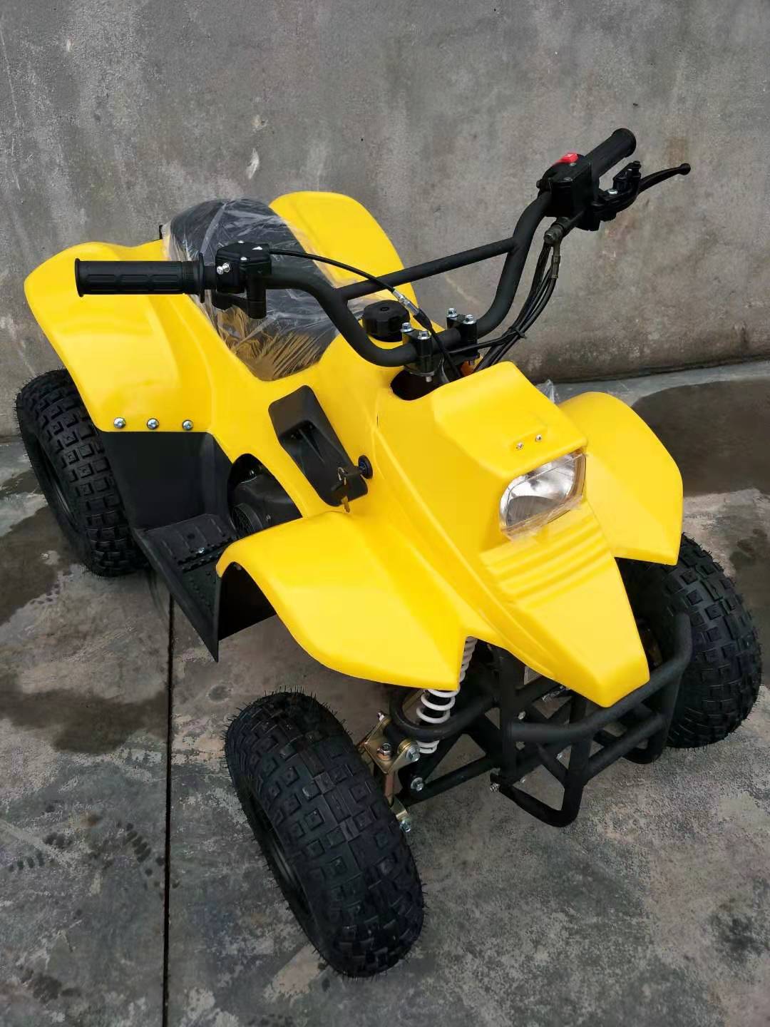 Yellow Ride-on Megawheels ATV Quad Bike 80CC
